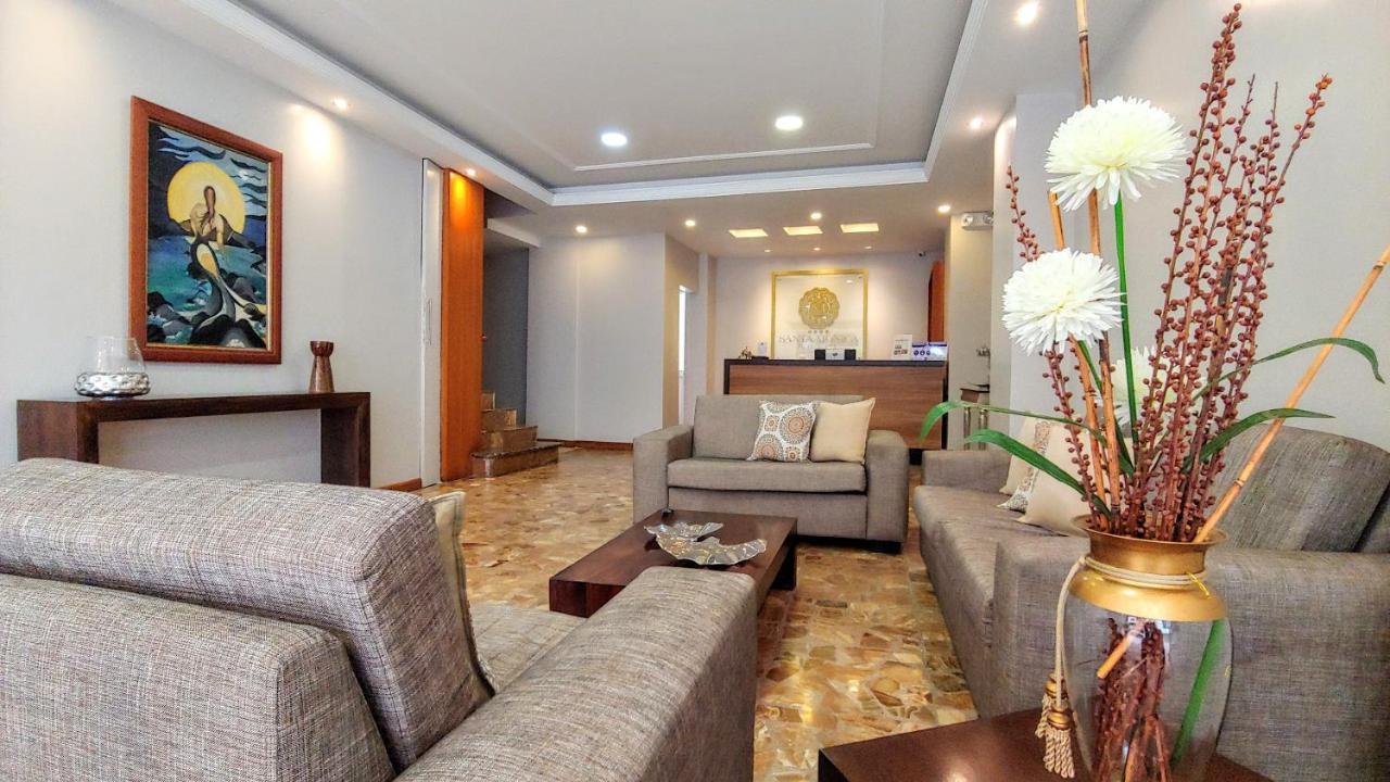 Hotel Santa Monica Cuenca Kültér fotó
