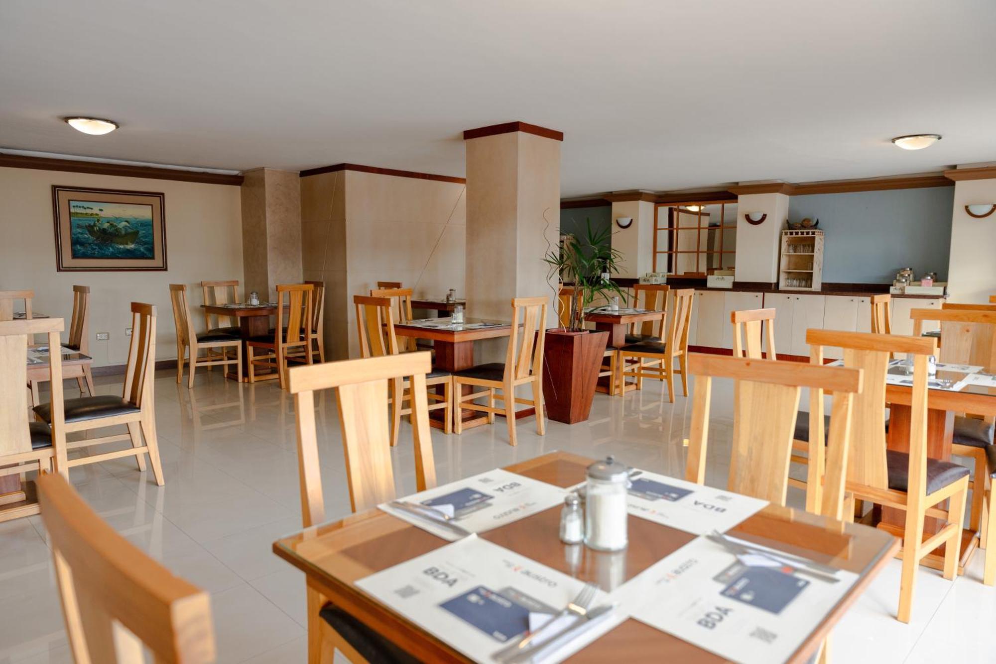 Hotel Santa Monica Cuenca Kültér fotó