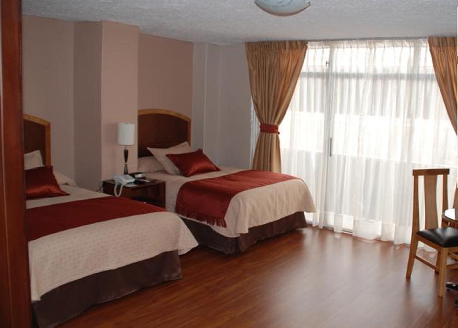 Hotel Santa Monica Cuenca Kültér fotó