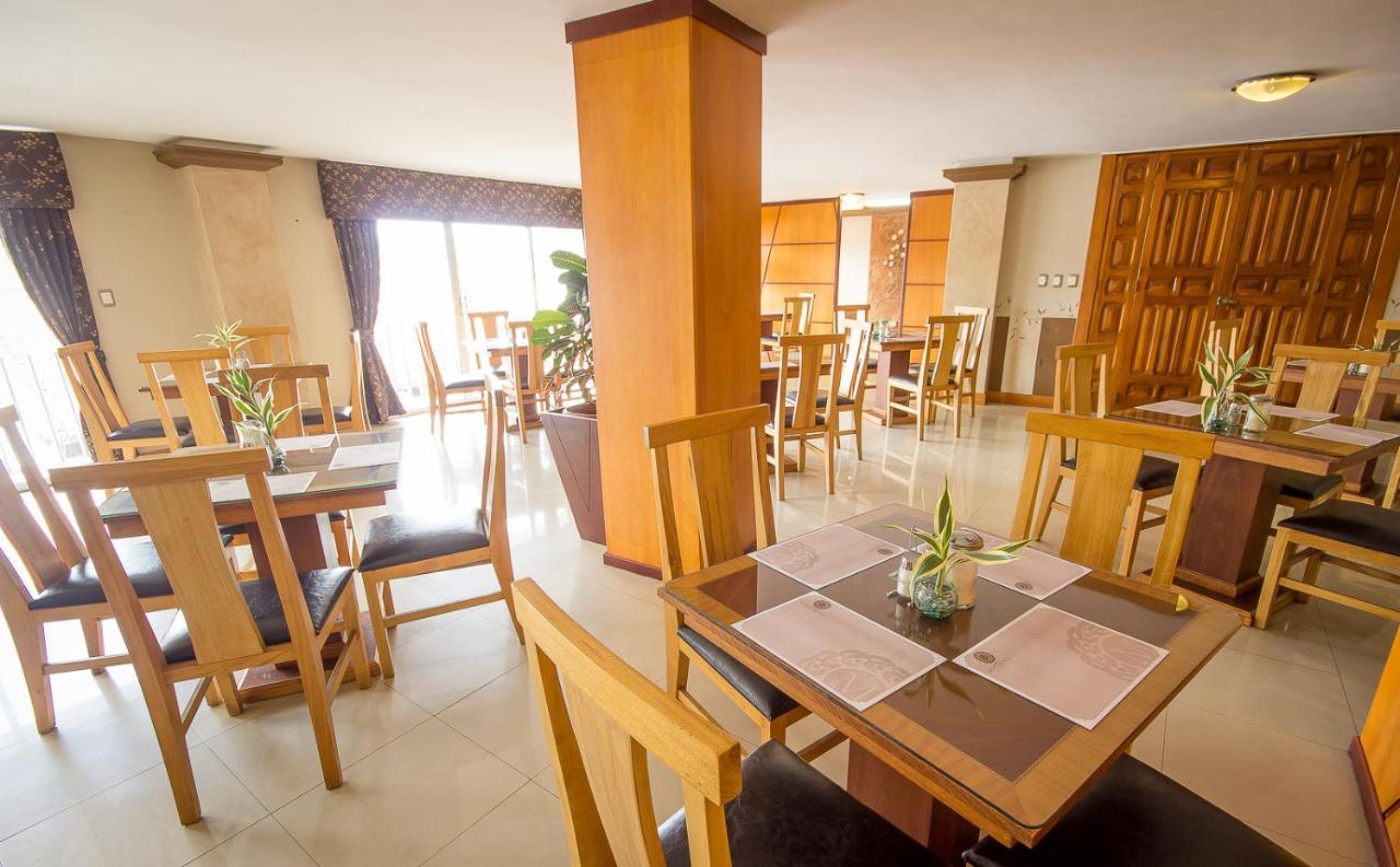 Hotel Santa Monica Cuenca Kültér fotó